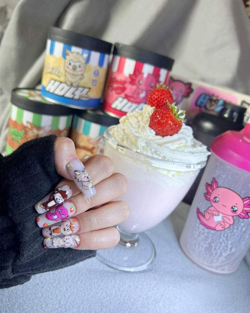 <p>HOLY Nail Art von Squad Member Jaina – Sie gewann mit dieser Einsendung eine folierte HOLY Ninja Eiscreme Maschine</p>