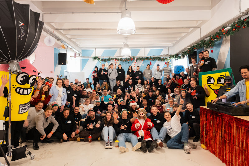 <p>Secret Santa Squad Event 2025 im HOLY Temple mit 100 Squad Membern</p>