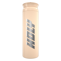 Beige Shaker mit großem, silbernem Schriftzug auf der Vorderseite.